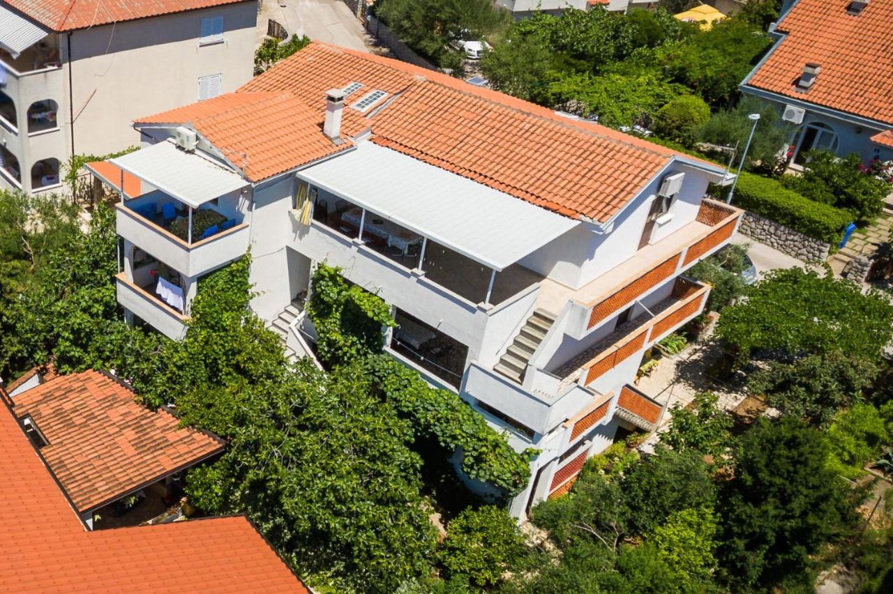 Marie I Nikola Lägenhet Krk Town Exteriör bild
